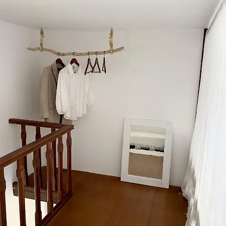 Karpathian Minimalism * Arkasa